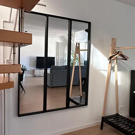 Amao-green: Center Maisonette With Rooftop Terrace