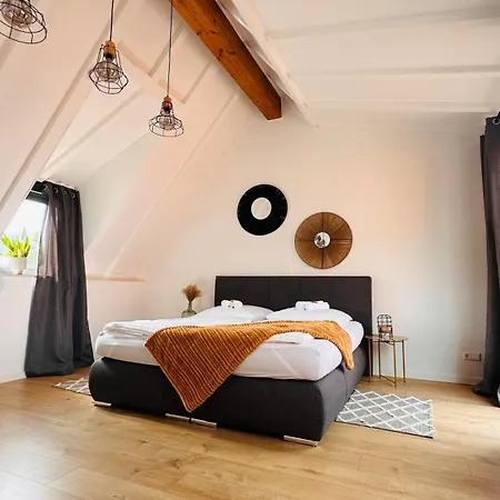 Apartment Amao-green: Center Maisonette With Rooftop Terrace *